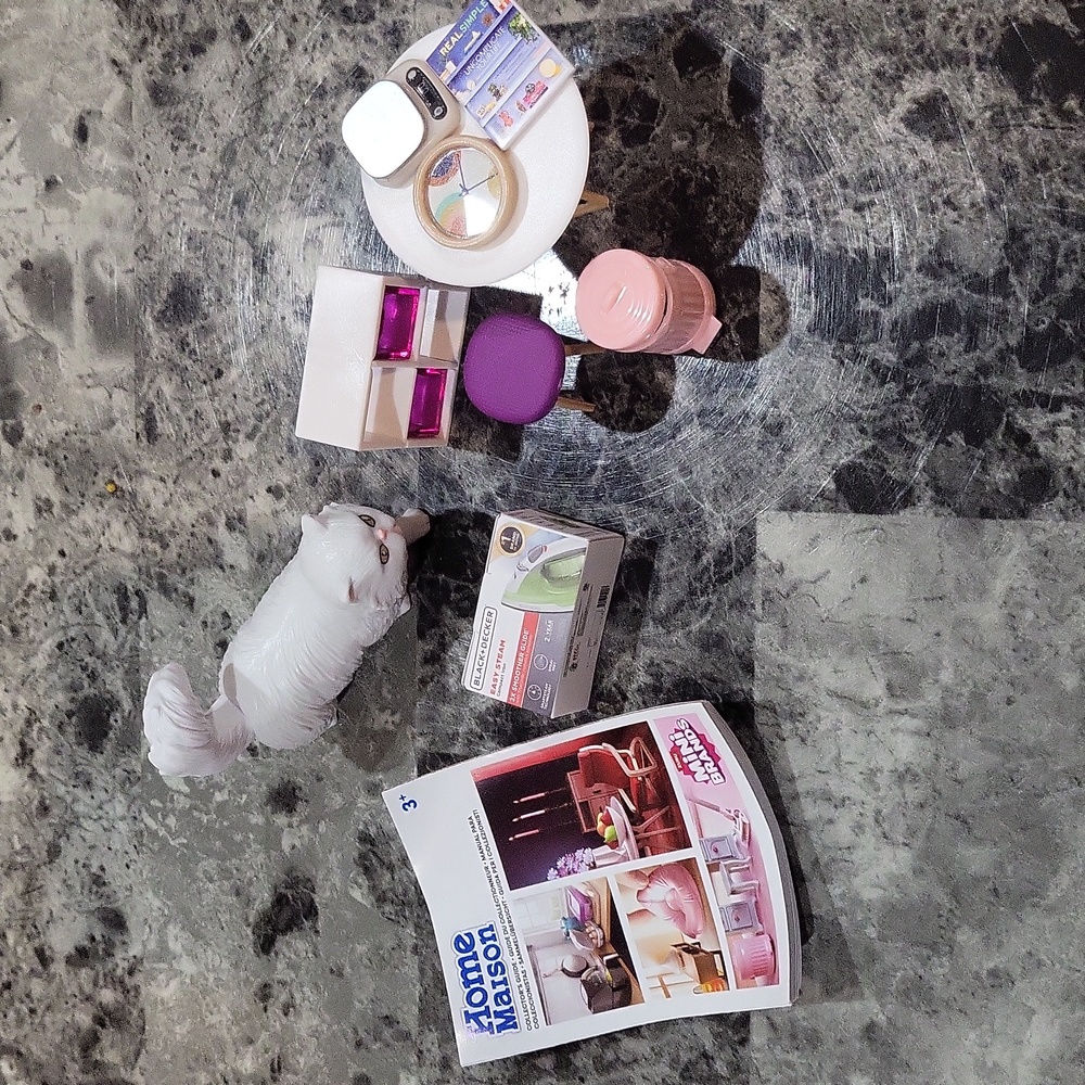 Zuru Mini Brands Home Series Set